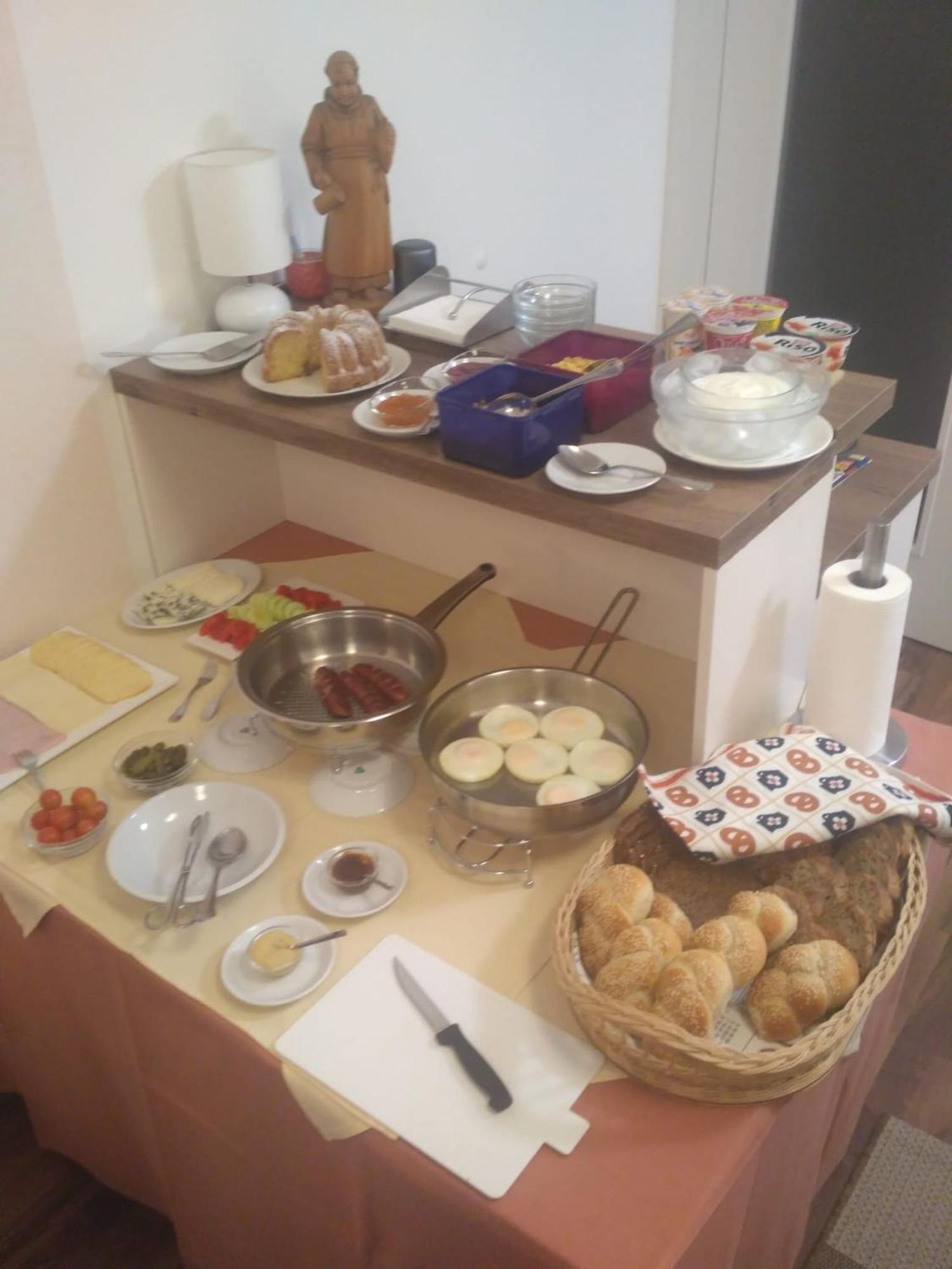 Gonda Apartments Hradec Králové Dış mekan fotoğraf